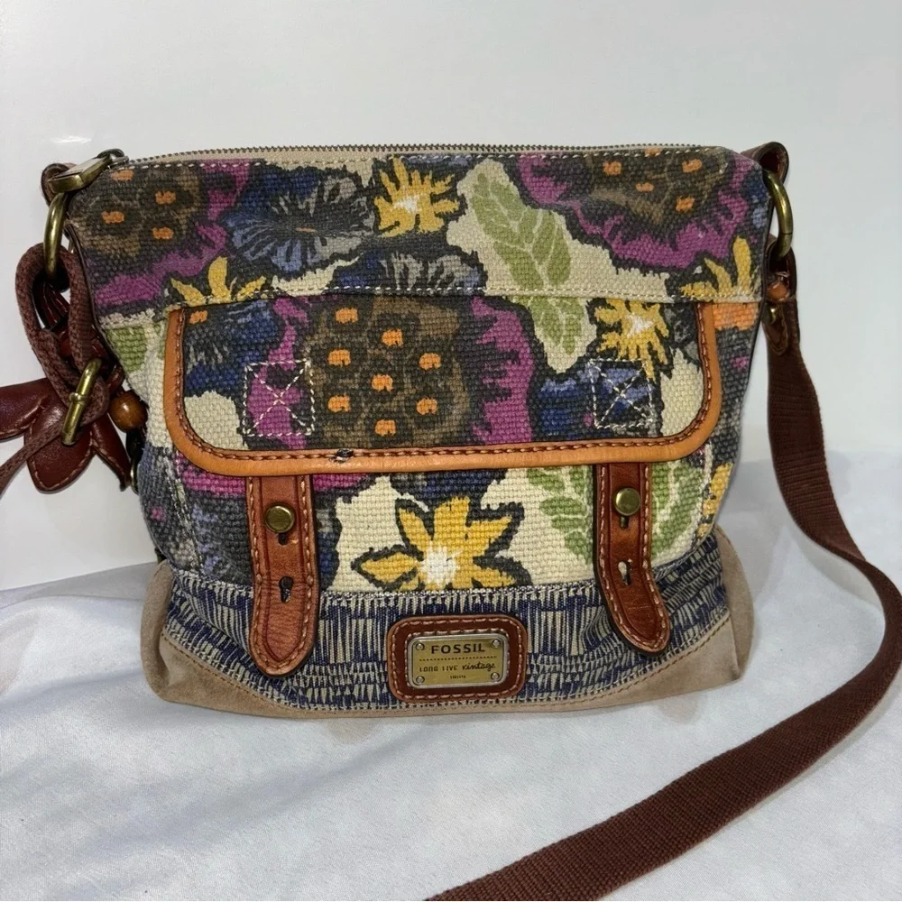 FOSSIL Vtg Boho Floral Canvas Suede Leather Crossbody Shoulder Bag - Picture 1 of 14